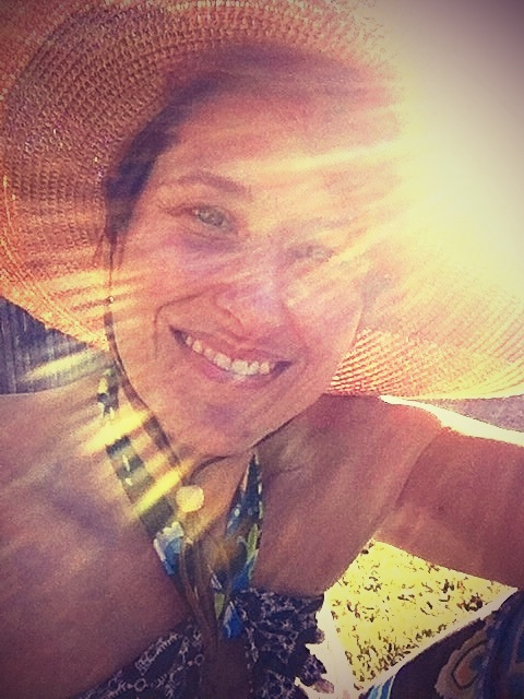 Elizabeth: This is me outside of Mary's Kitchen in Orange. (avoiding the men & having a picnic) & taking a picture for my friends back home.